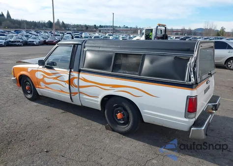 1986 Nissan 720 z USA, uszkodzony, nr VIN 1N6ND01SXGC300144